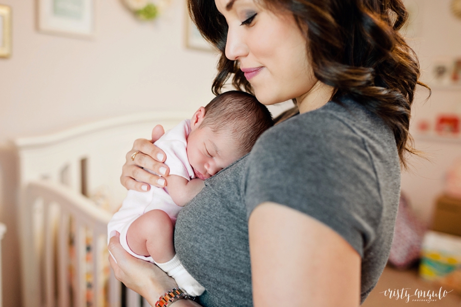 Rockwall lifestyle newborn session by Dallas lifestyle photographer Cristy Angulo | www.cristyangulo.com