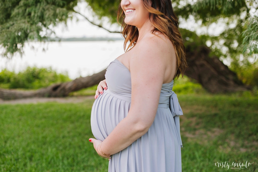 White Rock Lake maternity session by Dallas family photographer Cristy Angulo Photography | www.cristyangulo.com
