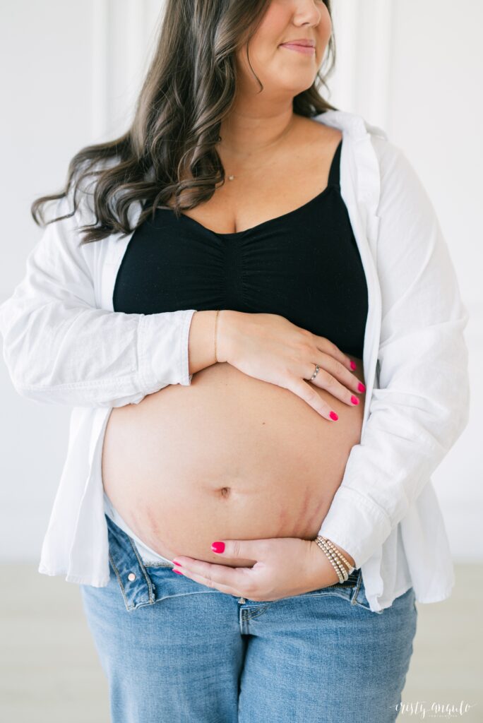 Austin Studio Maternity Session by Austin Family Photographer Cristy Angulo | www.cristyangulo.com