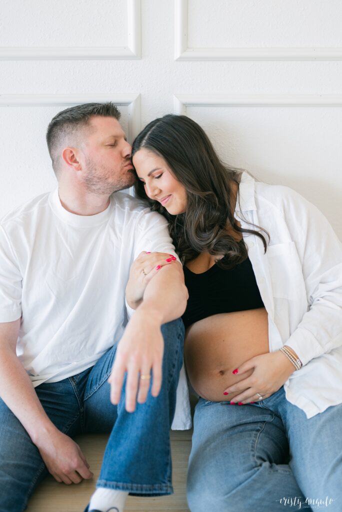 Austin Studio Maternity Session by Austin Family Photographer Cristy Angulo | www.cristyangulo.com