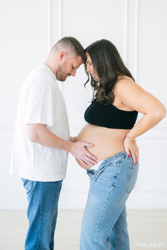 Austin Studio Maternity Session by Austin Family Photographer Cristy Angulo | www.cristyangulo.com