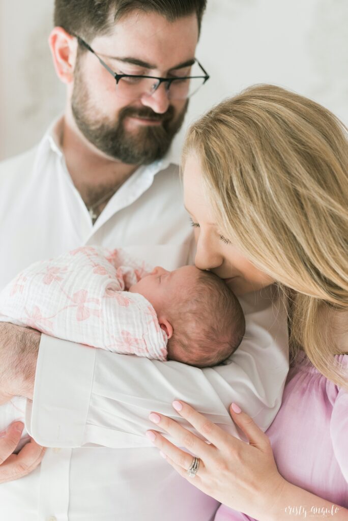Austin lifestyle newborn session by Austin family photographer Cristy Angulo | www.cristyangulo.com