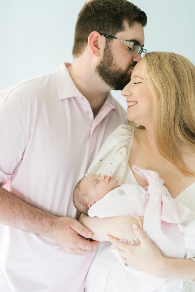 Austin lifestyle newborn session by Austin family photographer Cristy Angulo | www.cristyangulo.com