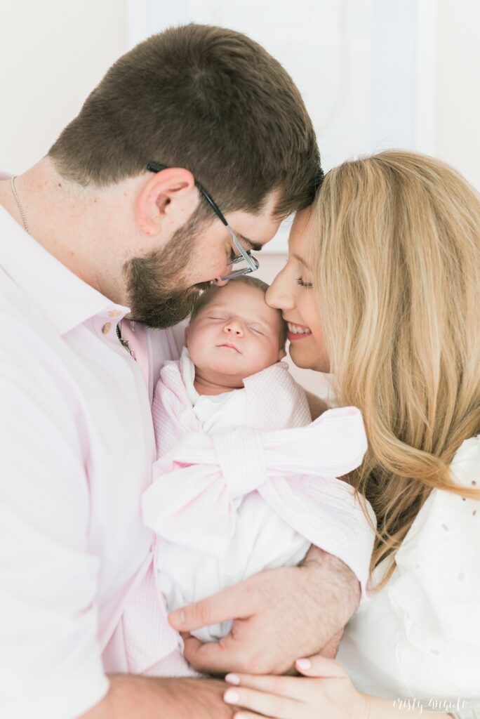 Austin lifestyle newborn session by Austin family photographer Cristy Angulo | www.cristyangulo.com