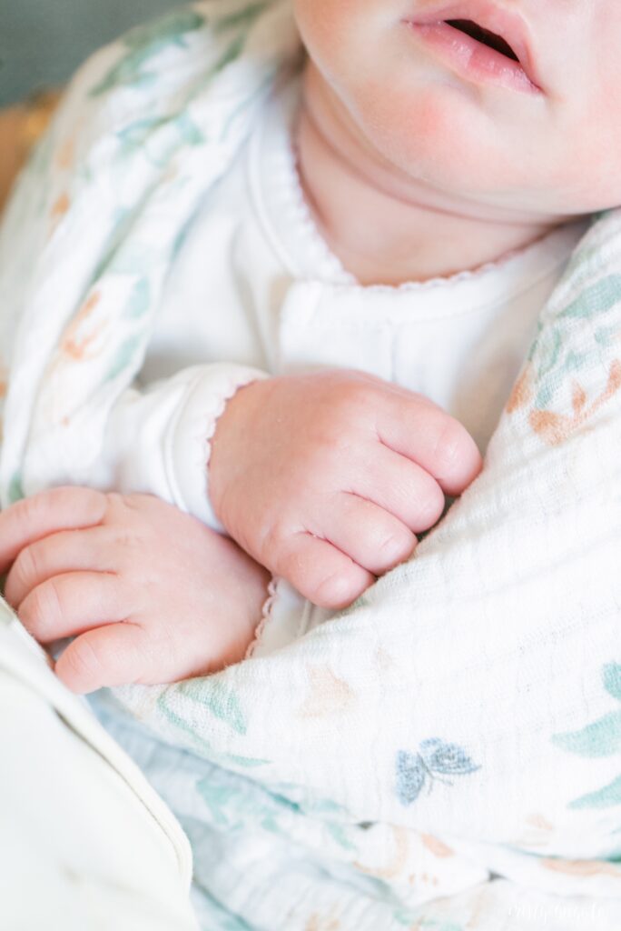 Austin Lifestyle Newborn Session by Austin Family Photographer Cristy Angulo | www.cristyangulo.com